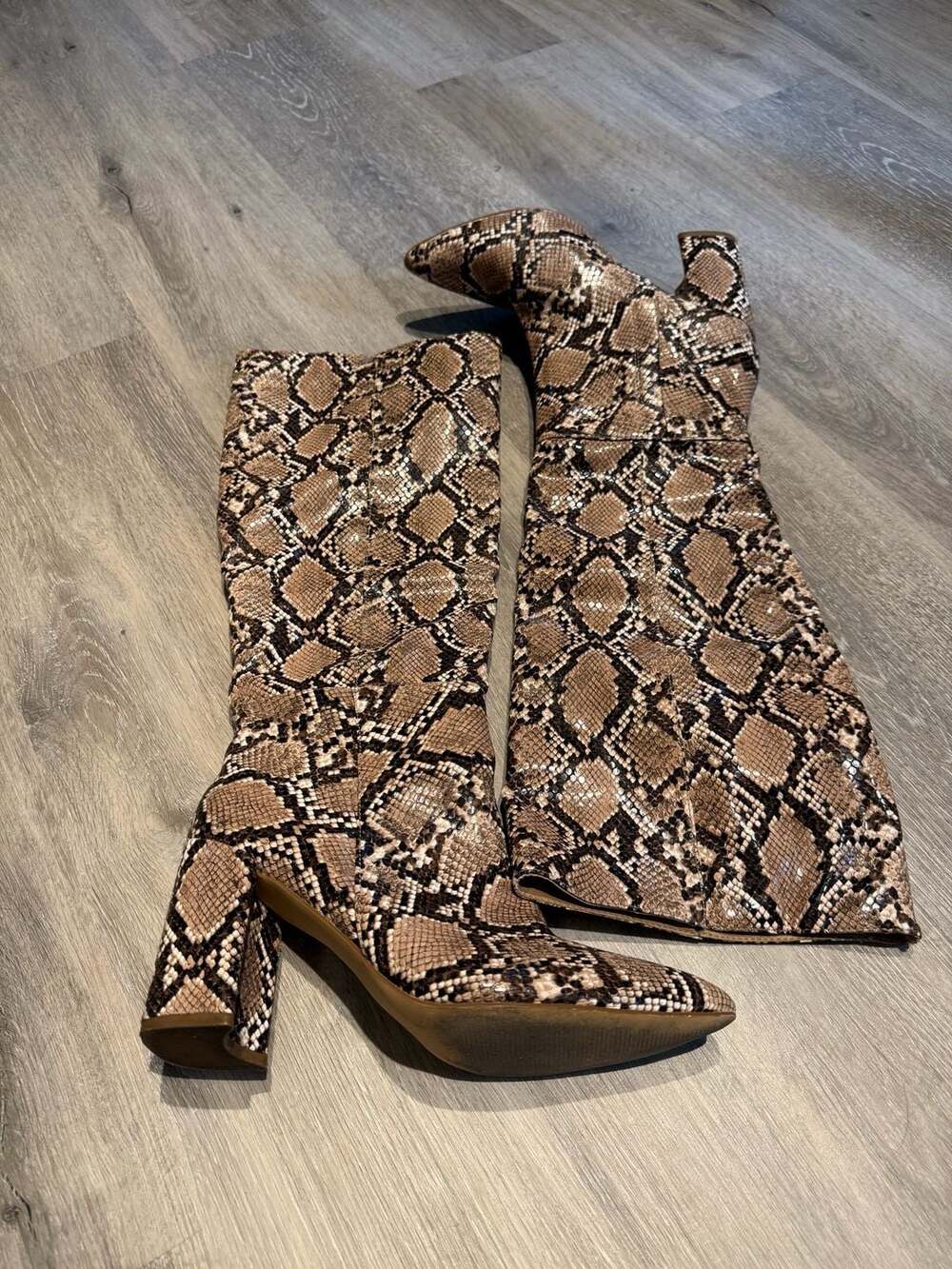 Lulus Snake Print Boots with Pointed Toe and Block Heel size 8.5